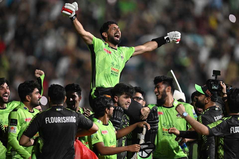 Lahore Qalandars' players carry Sikandar Raza after the win, Quetta Gladiators vs Lahore Qalandars, PSL, final, Lahore, May 25, 2025