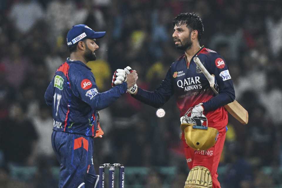 Rishabh Pant and Jitesh Sharma shake hands at the end of the game, Lucknow Super Giants vs Royal Challengers Bengaluru, IPL 2025, Lucknow, May 27, 2025