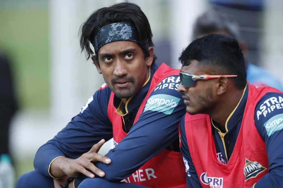 R Sai Kishore has a chat with B Sai Sudharsan, Lucknow Super Giants vs Gujarat Titans, IPL 2023, Lucknow, April 22, 2023