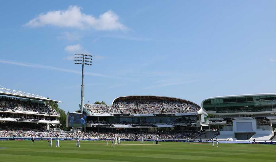Players at Lord's observe a minute's silence in memory of victims of the Ahmedabad plane crash, Australia vs South Africa, World Test Championship final, 3rd day, Lord's, June 13, 2025