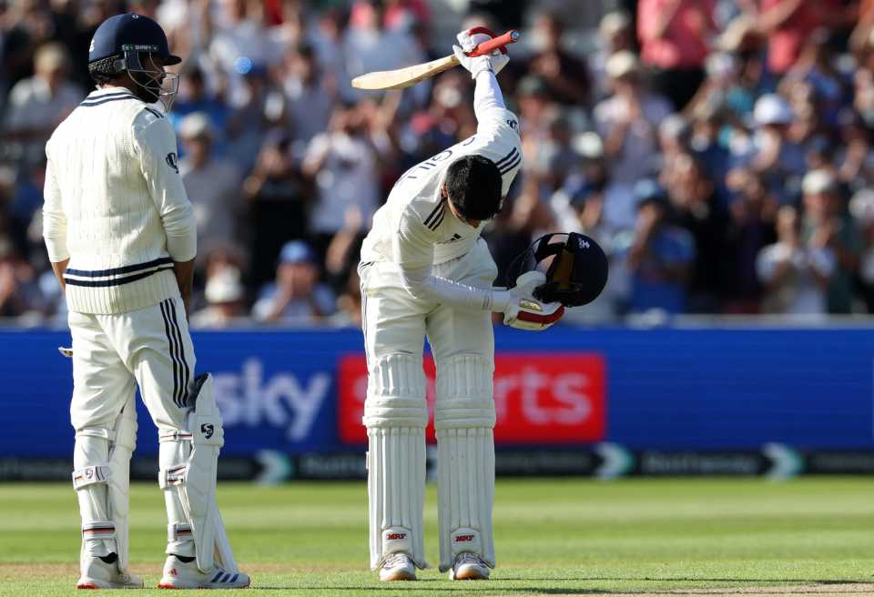 Shubman Gill takes a bow, England vs India, 2nd Test, Birmingham, Day 2, July 2, 2025