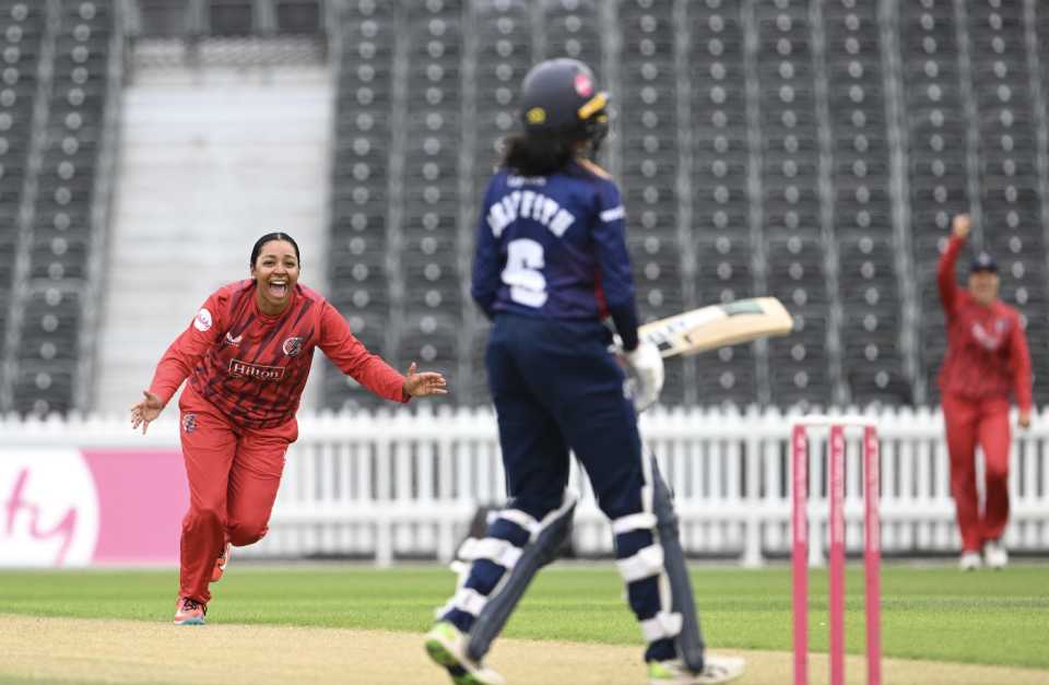 Lancashire's Australian overseas legspinner Alana King claimed two wickets, Lancashire vs Essex, Women's Vitality Blast, Old Trafford, July 5, 2025
