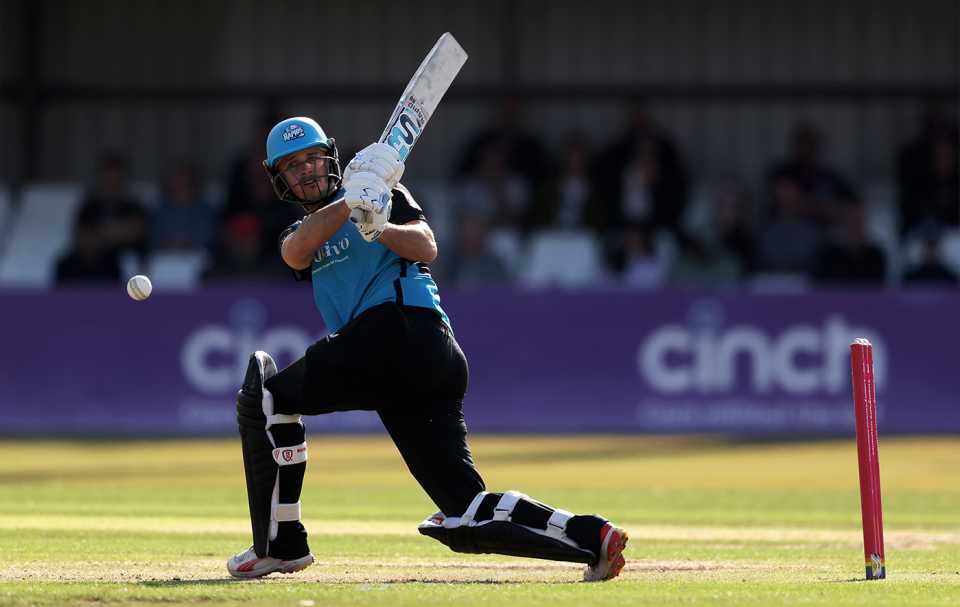 Gareth Roderick swings the ball leg side, Vitality Blast Men, Northamptonshire Steelbacks vs Worcestershire Rapids, Northampton, July 06, 2025
