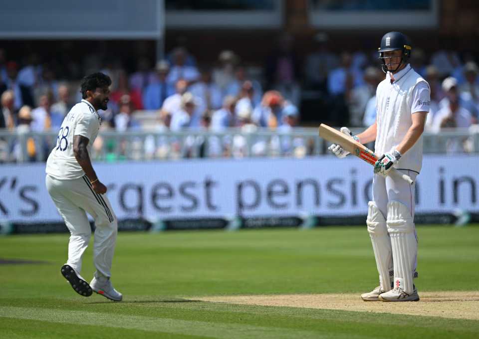 Nitish Kumar Reddy gives Zak Crawley a send-off, England vs India, 3rd Test, Lord's, 4th day, July 13, 2025