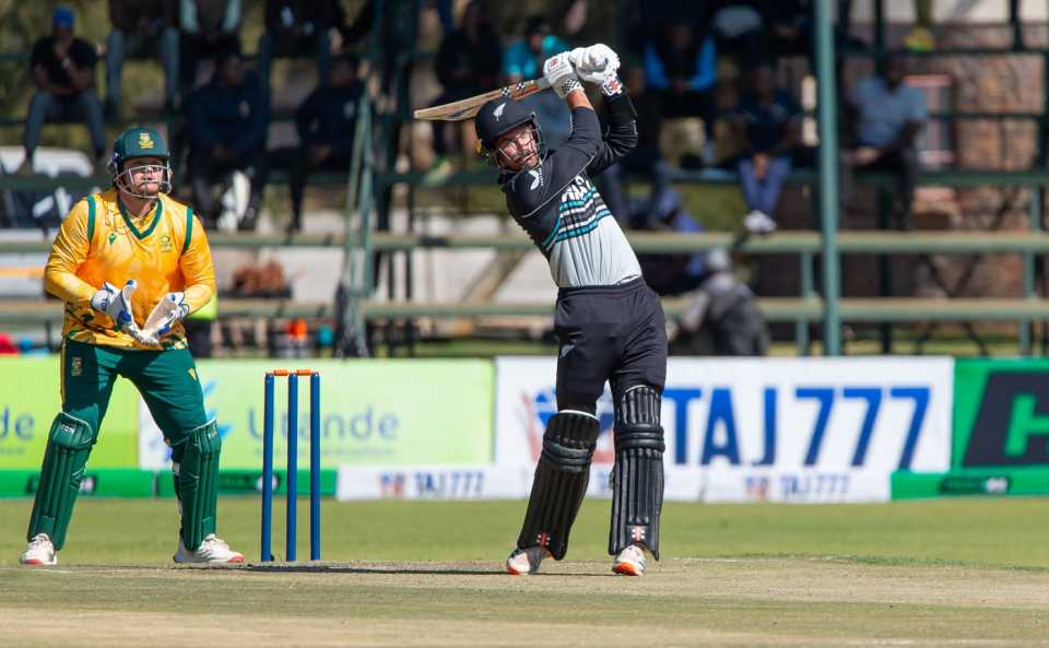 Tim Robinson launches a six, New Zealand vs South Africa, Harare, July 16, 2025