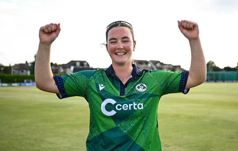 Jane Maguire hit a last-ball six to win it for Ireland, Ireland vs Pakistan, 2nd women's T20I, Dublin, August 8, 2025