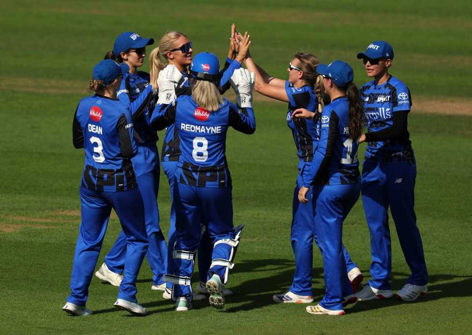 Sarah Glenn picked the key wicket of Lauren Winfield-Hill, Oval Invincibles vs London Spirit, Women's Hundred, The Oval, August 25, 2025