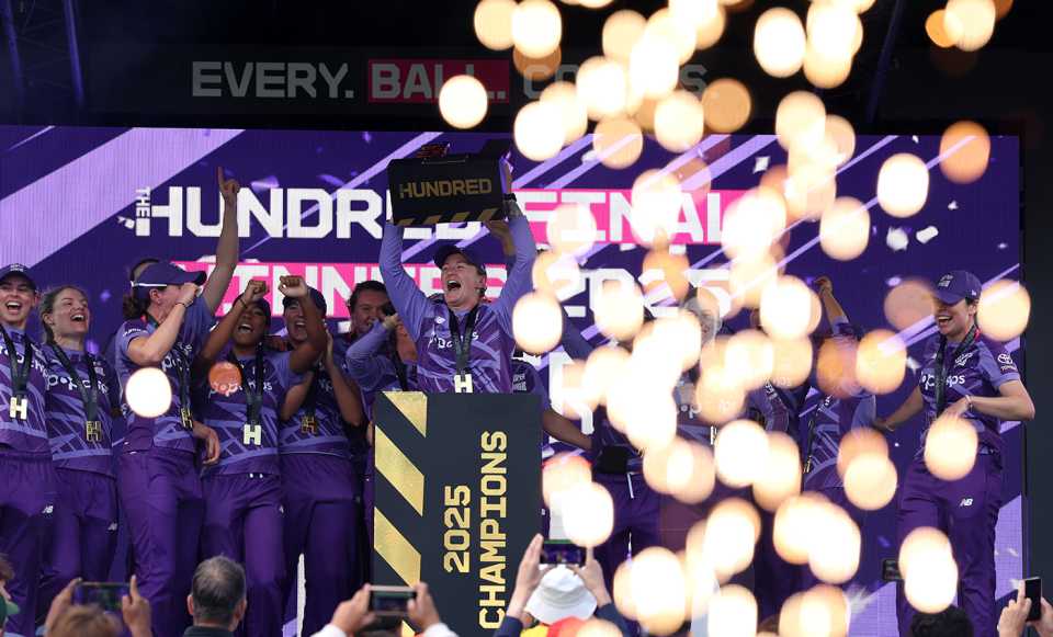 Hollie Armitage lifts the trophy, Northern Superchargers vs Southern Brave, The Final, The Hundred Women's Competition, Lord's, August 31, 2025
