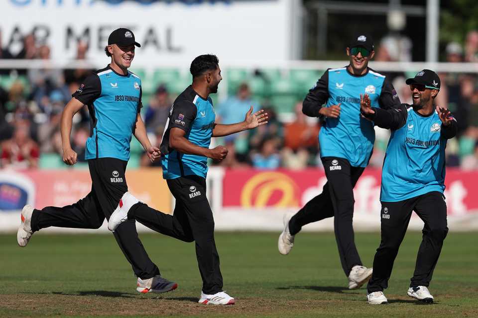 Khurram Shahzad ran through Somerset's top order, Worcestershire vs Somerset, Metro Bank One-Day Cup semi-final, New Road, August 31, 2025