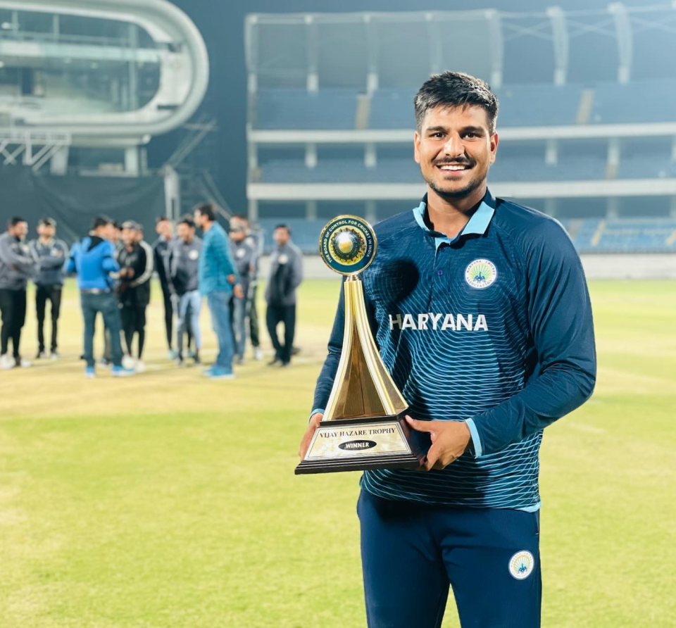 Ankit Kumar poses with the trophy, Haryana vs Rajasthan, final, Rajkot, Vijay Hazare Trophy, December 16, 2023