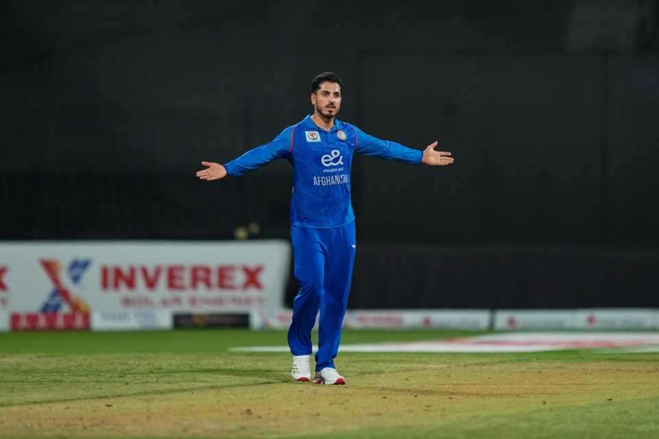 Sharafuddin Ashraf conceded 20 runs in four overs and took a wicket, UAE vs Afghanistan, UAE tri-series, Sharjah, September 5, 2025
