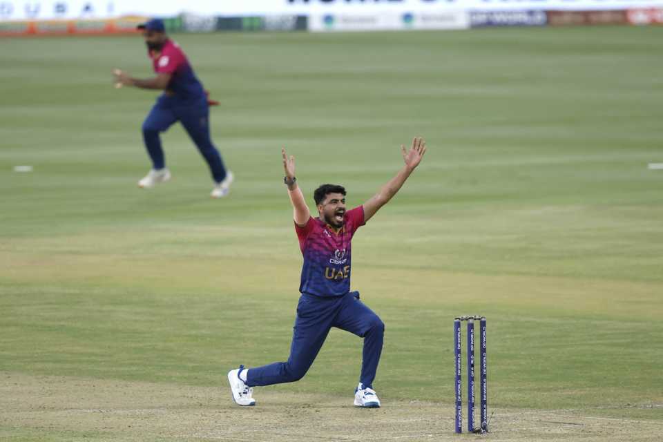 Haider Ali picked up two wickets in his four overs, UAE vs Oman, Men's T20 Asia Cup, Abu Dhabi, September 15, 2025