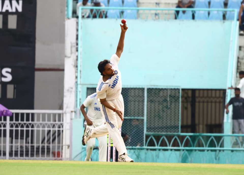 Harsh Dubey was among the wickets for India A, India A vs Australia A, 1st unofficial Test, Lucknow, Day 1, September 16, 2025