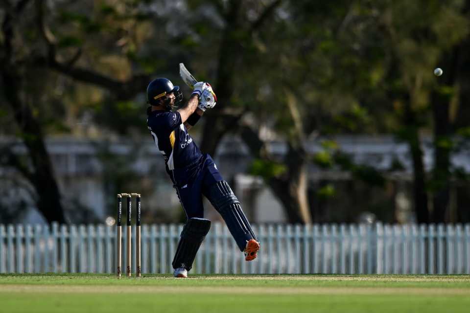 Glenn Maxwell pulls behind square, Queensland vs Victoria, One-Day Cup, Brisbane, September 17, 2025