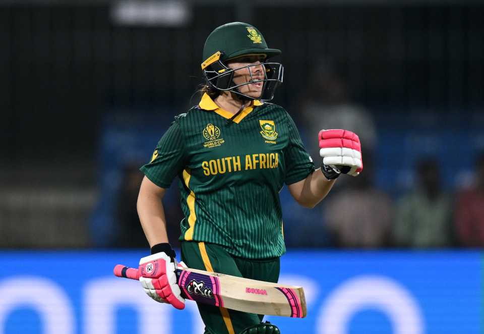 Sune Luus celebrates after hitting the winning runs, New Zealand vs South Africa, Women's ODI World Cup, Indore, October 6, 2025