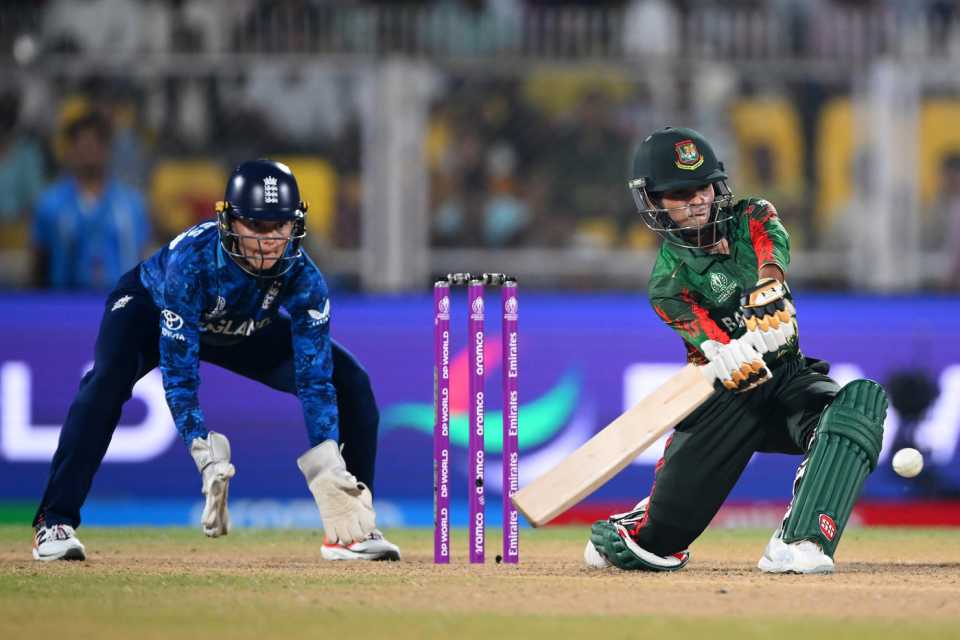 Rabeya Khan plays a shot, Bangladesh vs England, Women's ODI World Cup, Guwahati, October 7, 2025