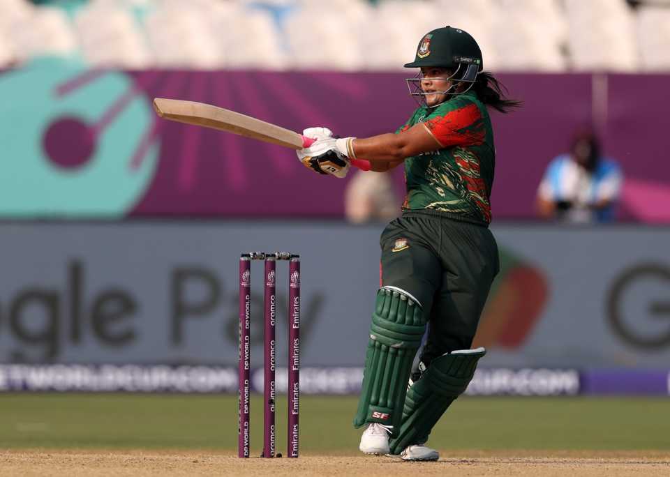 Rubya Haider plays the pull, Australia vs Bangladesh, Women's World Cup, Visakhapatnam, October 16, 2025