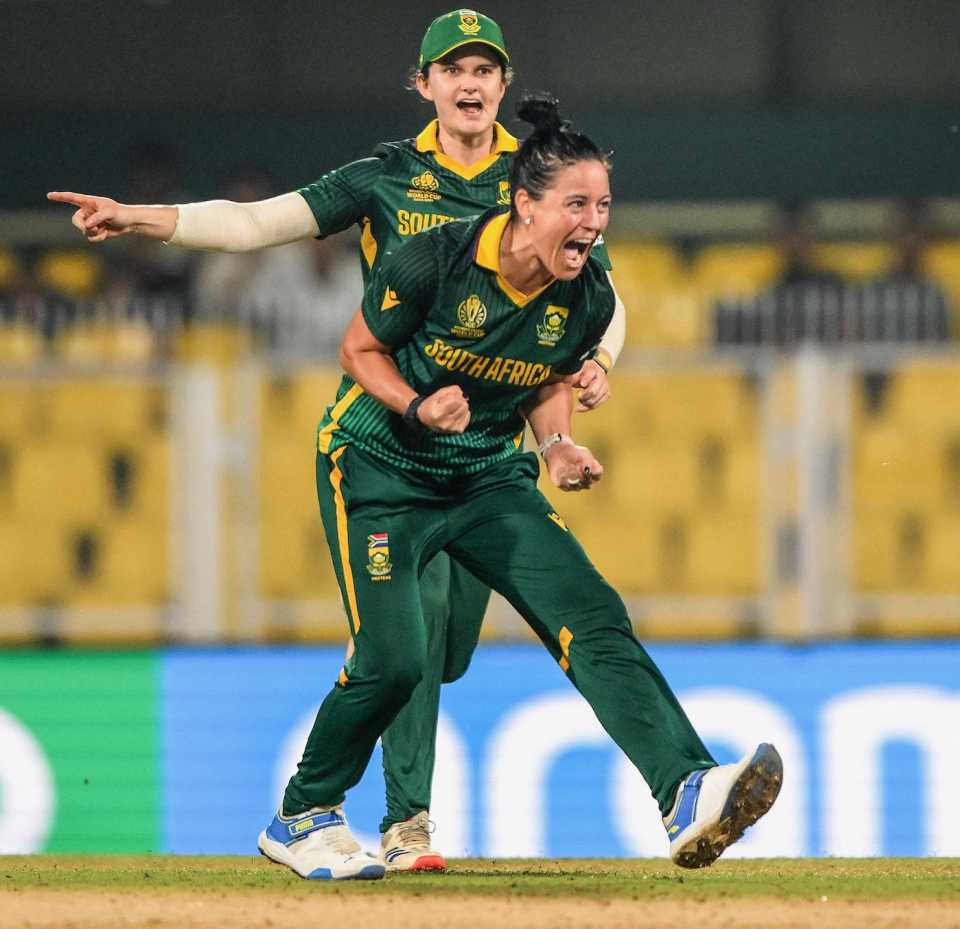 Cricket Photos - ENG-W vs SA-W, 1st Semi Final Pictures