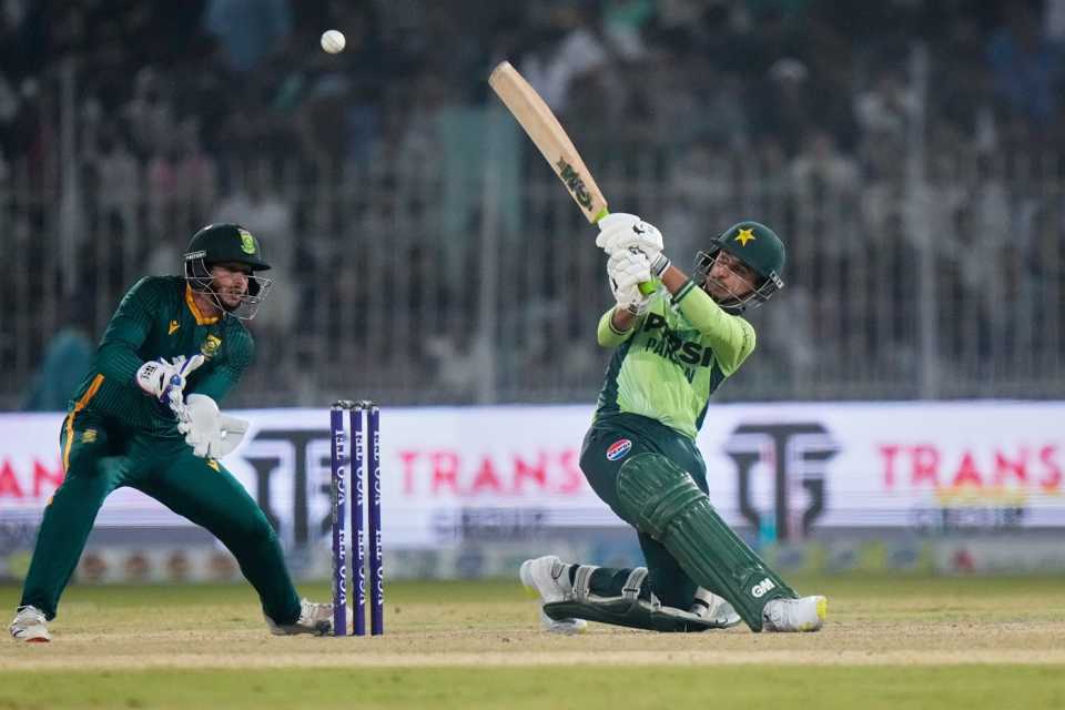Saim Ayub goes aerial, Pakistan vs South Africa, 3rd ODI, Faisalabad, November 8, 2025