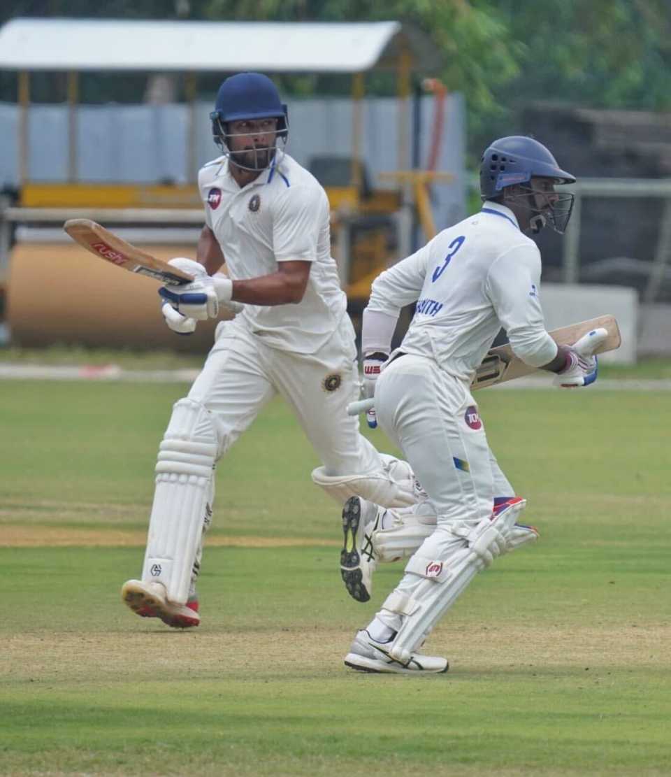 Rohan Kunnummal and Baba Aparajith run between the wickets, Kerala vs Saurasthra, Ranji Trophy, 2nd day, Mangalapuram, November 9, 2025
