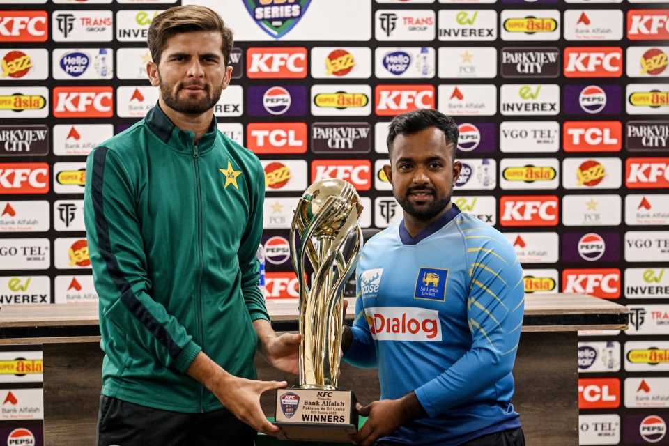Shaheen Shah Afridi and Charith Asalanka pose with the ODI series trophy, Rawalpindi, November 10, 2025