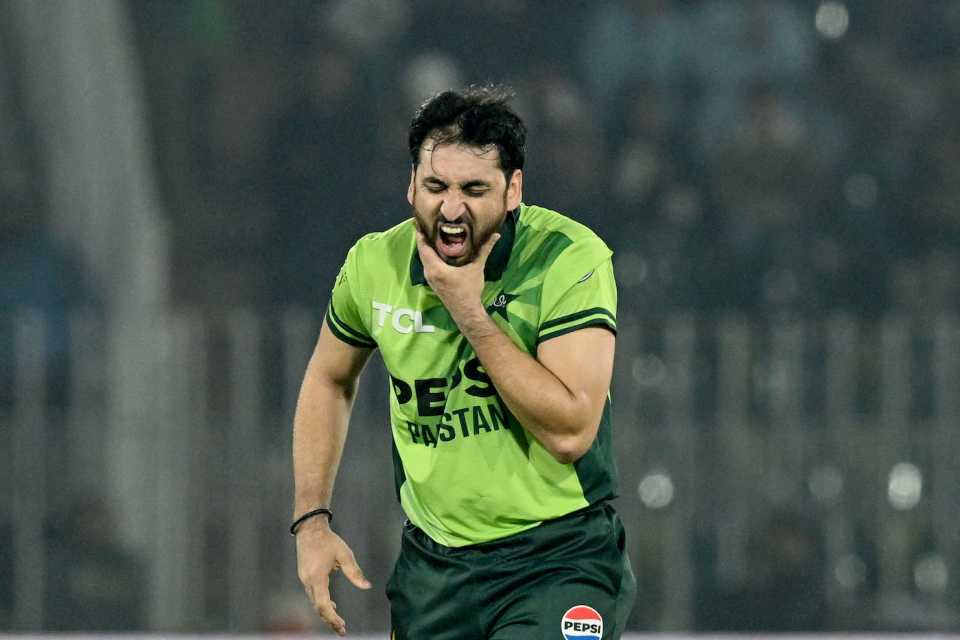 Salman Agha recovers from a collision, Pakistan vs Sri Lanka, 1st ODI, Rawalpindi, November 11, 2025