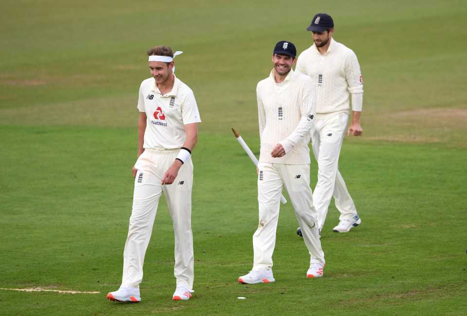 James Anderson leaves the field with Stuart Broad and Chris Woakes after picking up his 600th Test wicket, England v Pakistan, 3rd Test, Southampton, 5th day, August 25, 2020