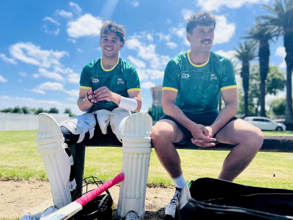 Taylor Bettelheim (left) and Oscar Mabin (right) earned their maiden call-up for Central Districts, November 17, 2025