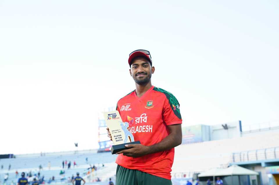 Ripon Mondol, the Player of the Match, picked up two wickets in the Super Over, India A vs Bangladesh A, Rising Stars T20 Asia Cup, Doha, November 21, 2025