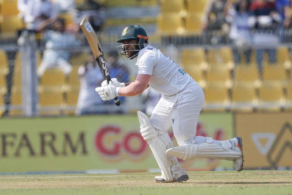 Temba Bavuma consolidated after two quick wickets, India vs South Africa, 2nd Test, Guwahati, day 1, November 22, 2025