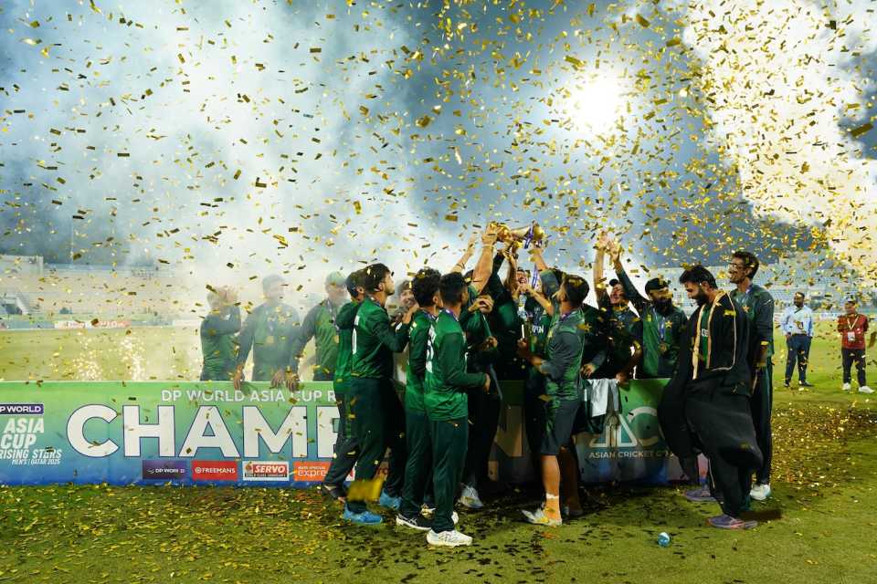 Pakistan Shaheen celebrate their win, Bangladesh A vs Pakistan Shaheens, Rising Stars T20 Asia Cup final, Doha, November 23, 2025