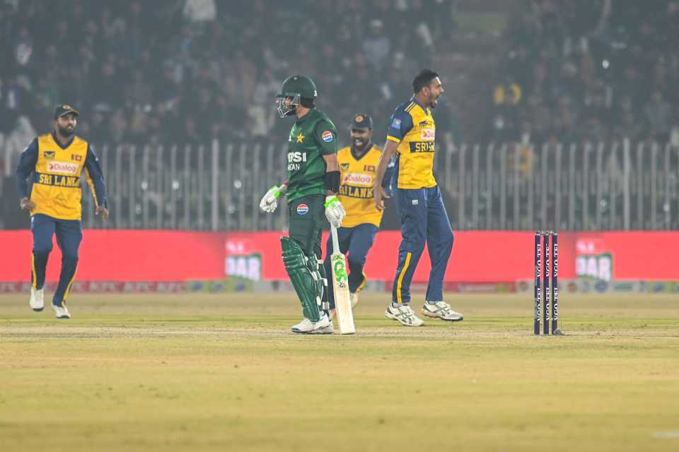 Dushmantha Chameera got Babar Azam for a two-ball duck, Pakistan vs Sri Lanka, 6th match, T20I tri-series, Rawalpindi, November 27, 2025