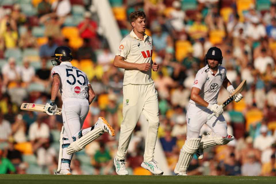 Cameron Green put in a spell as Ben Stokes and Will Jacks dug in for England, Australia vs England, 2nd Test, Brisbane, 3rd day, December 7, 2025