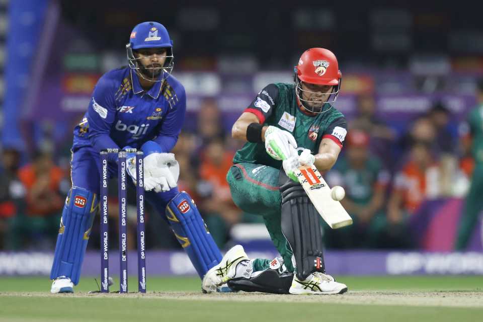 Max Holden shapes to play the ball behind the keeper, Desert Vipers vs MI Emirates, ILT20, Abu Dhabi, December 9, 2025