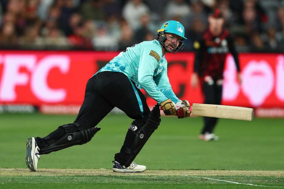 Colin Munro plays one on the leg side, Melbourne Renegades vs  Brisbane Heat, Geelong, BBL, December 15, 2025