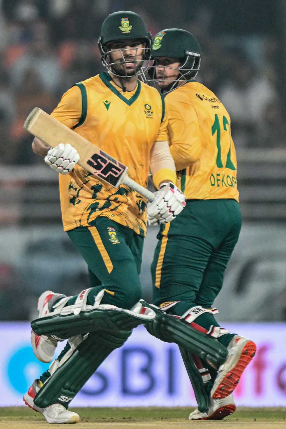Reeza Hendricks and Quinton de Kock take a run, India vs South Africa, 2nd T20I, New Chandigarh, December 11, 2025