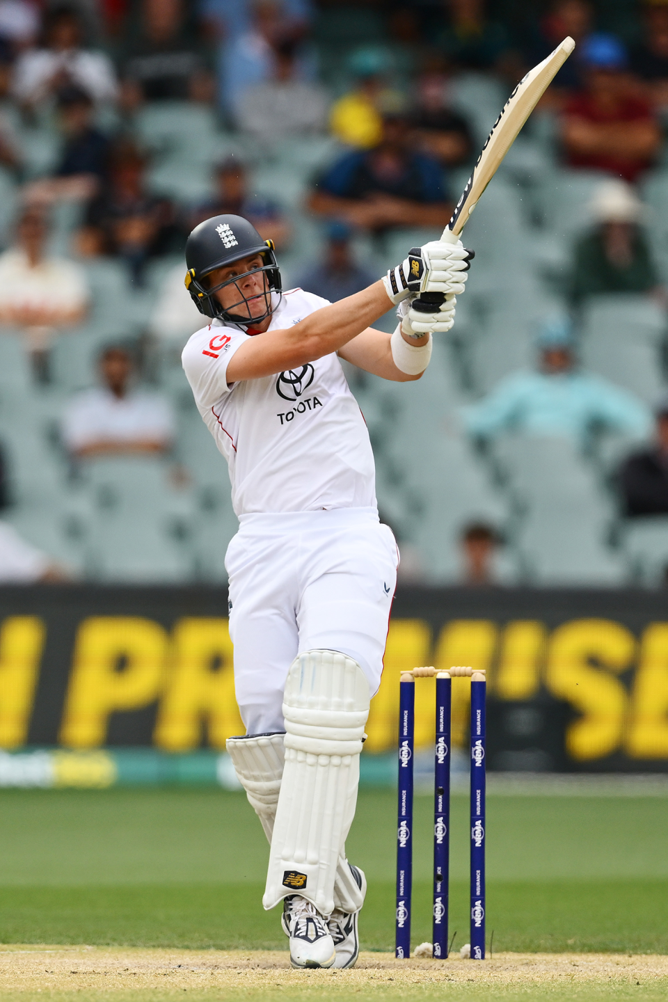 Jamie Smith takes on the short ball, Australia vs England, 3rd Test, Adelaide, 5th day, December 21, 2025