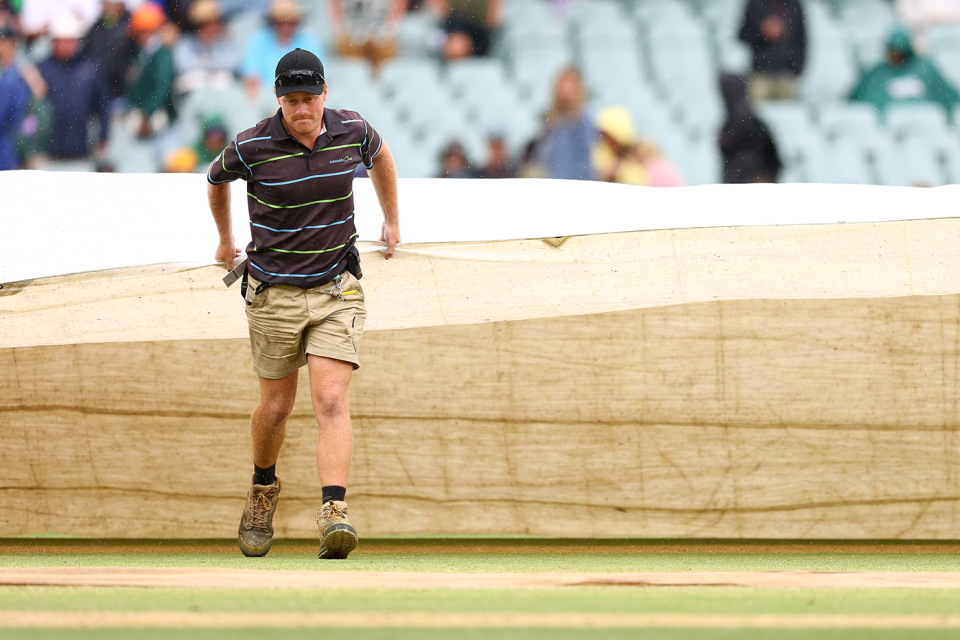 Rain stopped play on the final morning in Adelaide, Australia vs England, 3rd Test, Adelaide, 5th day, December 21, 2025
