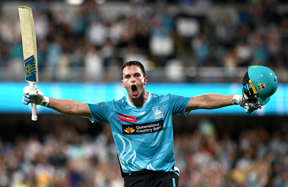 Jack Wildermuth celebrates the winning runs in a record chase, Brisbane Heat vs Perth Scorchers, BBL, Brisbane, December 19, 2025