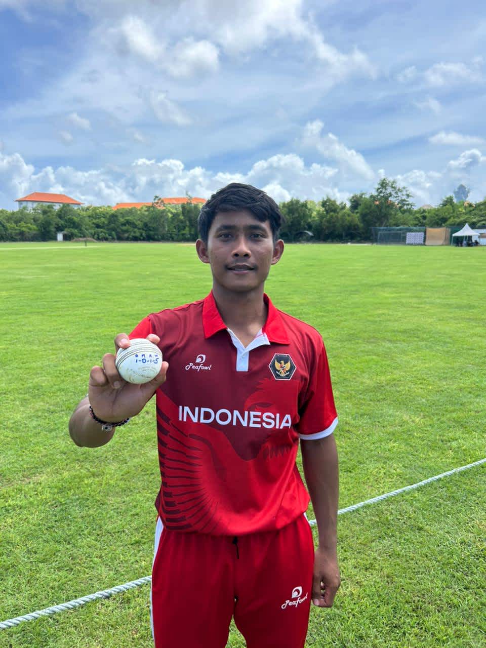 Gede Priandana shows off the ball he made history with, Indonesia vs Cambodia, 1st T20I, Bali, December 23, 2025