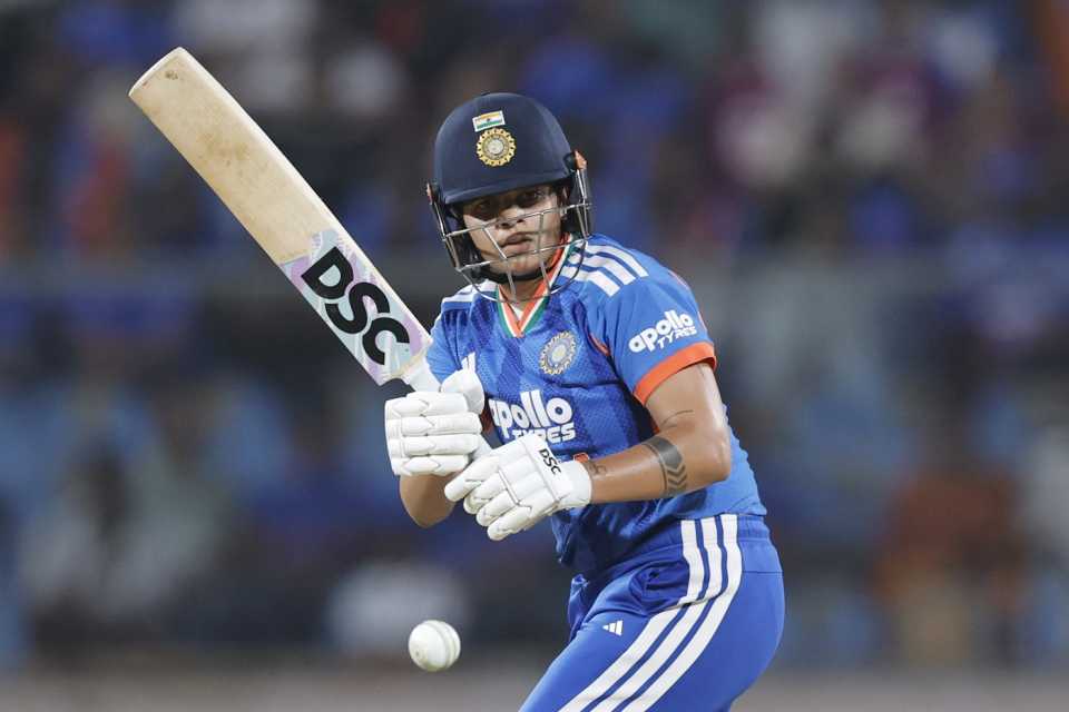 Shafali Verma watches the ball fly away, India vs Sri Lanka, 3rd T20I, Thiruvananthapuram, December 26, 2025