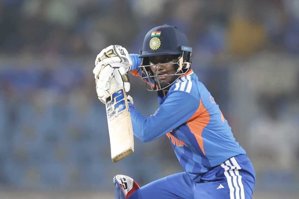 Gunalan Kamalini made 12 on debut, India vs Sri Lanka, 5th Women's T20I, Thiruvananthapuram, December 30, 2025