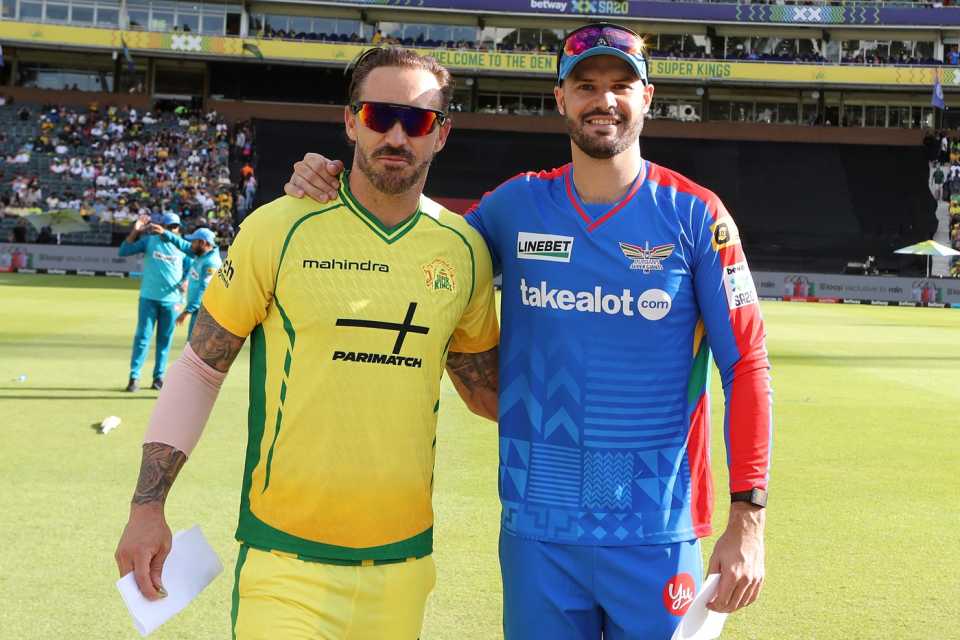 Faf du Plessis and Aiden Markram pose before toss, Johannesburg Super Kings vs Durban's Super Giants, SA20, Johannesburg, January 1, 2026