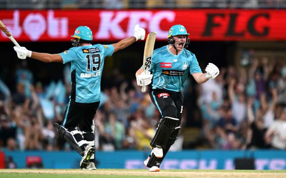 Max Bryant and Xavier Bartlett put on a match-winning 66 off 25 balls, Brisbane Heat vs Melbourne Stars, Big Bash League, Brisbane, January 2, 2026
