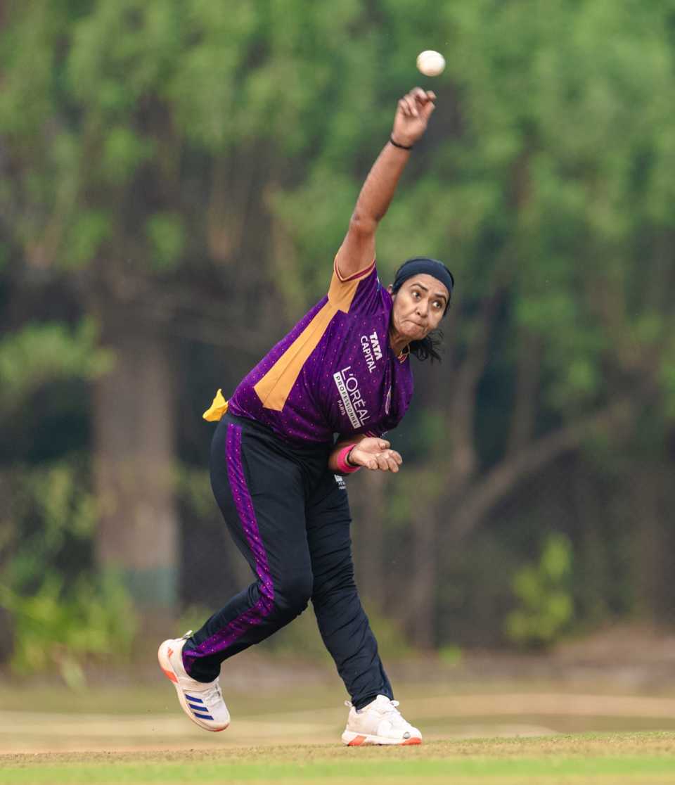 Shikha Pandey tunes up for WPL 2026 with UP Warriorz, WPL 2026
