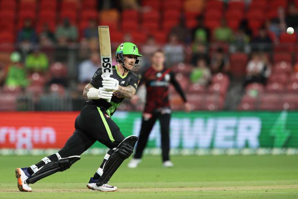 Nic Maddinson smashed an unbeaten 30 off 17 balls, Sydney Thunder vs Melbourne Renegades, BBL, Sydney, January 12, 2026