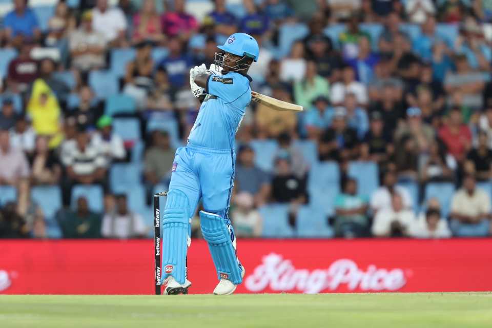 Sherfane Rutherford swings for the hills, Pretoria Capitals vs MI Cape Town, SA20, Centurion, January 12, 2026