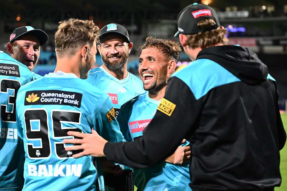 Zaman Khan successfully defended just six runs in the final over, Hobart Hurricanes vs Brisbane Heat, BBL, Hobart, January 14, 2026