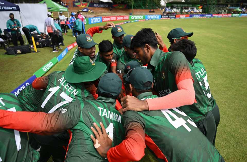 The Bangladesh U19 players in a huddle before their maiden outing of the tournament, Bangladesh U19 vs India U19, 2026 Men's U-19 World Cup, Bulawayo, January 17, 2026