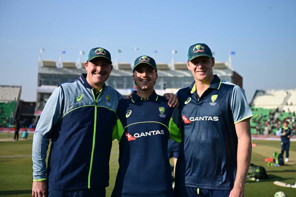 Debutants, Matt Renshaw, Mahli Beardman and Jack Edwards pose for a photo, Pakistan vs Australia, 1st T20I, Lahore, January 29, 2026